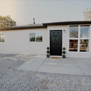 The White House-Newly Remodeled & Centrally Located! Albuquerque Exterior photo