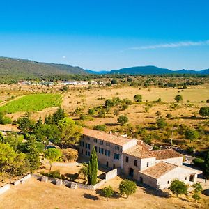 Les Gites At Domaine Les Caizergues Brissac Exterior photo