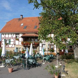 Wengerterstube & Gaestezimmer Kern Hotel Oberderdingen Exterior photo