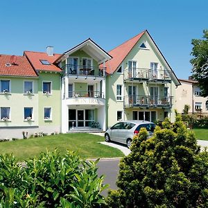 Wein-Traeume Hotel Thüngersheim Exterior photo