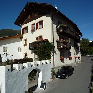 Garni Sonne Hotel Malles Venosta Exterior photo