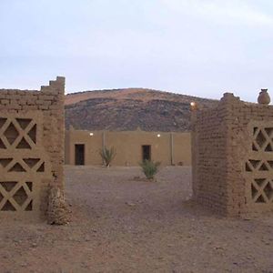 Auberge Camping Tafraoute Montagnes Hotel Tafraoute Sidi Ali Exterior photo