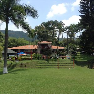 Finca El Sueno De Mi Abuelo Guest House Pereira Exterior photo