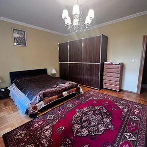 Spacious rooms in peaceful Jelgava area Exterior photo