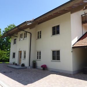 Ferienwohnungen Florian Pletzenauer Gstadt am Chiemsee Exterior photo