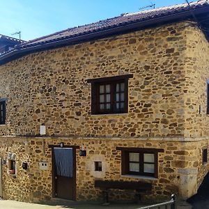 La Casa Del Pueblo El Berrugon Villa Carrocera Exterior photo