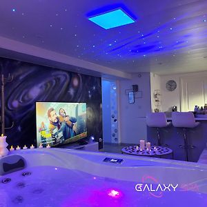 GALAXY SPA - Suite Mercure avec Jacuzzi Privatif Champigneulles Exterior photo