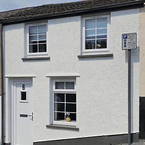 Cosy 1 Bed Cottage, Free Parking Merthyr Tydfil Exterior photo