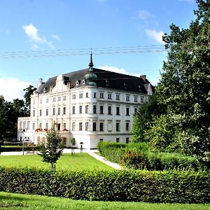 Penzion Na Zamku Hotel Kunín Exterior photo