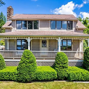 Grammy'S Lake House W Private Waterfront Access Villa East Hampton Exterior photo