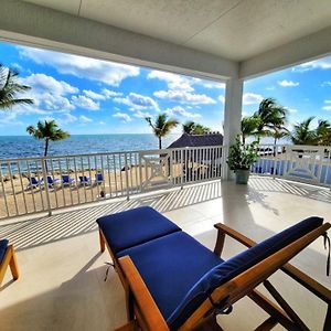 Villa With 5 Bedrooms In Front Of The Ocean In Key Largo Exterior photo
