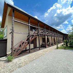 Hvoya Villa Sviteaz Exterior photo