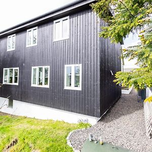 Homey Townhouse Tórshavn Exterior photo