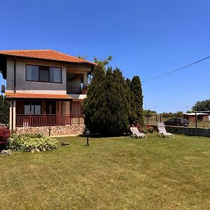 Villa Sunrise With A Sea View In A Quiet And Peaceful Place Tiulenovo Exterior photo