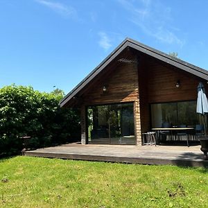 Chalet Les Pieds Dans L'Eau Lac Aiguebelette Villa Nances Exterior photo