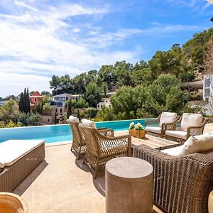 Sea View Villa In Palma Infinity Pool Exterior photo
