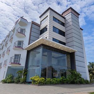 Treebo Aptin Hotel Nagapattinam Exterior photo