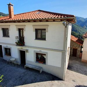 Casa Amparo Villa Pajares  Exterior photo