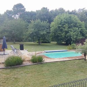 Maison Avec Piscine Villa Lesparre-Médoc Exterior photo