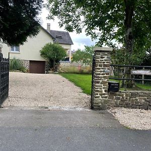 Gîte A la Bon'Eure Jacuzzi Nassandres Exterior photo