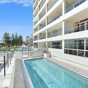 Rainbow Pacific Apartment Gold Coast Exterior photo