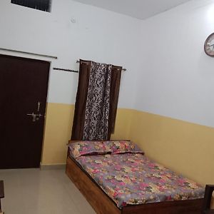 Khushbu Guest House Varanasi Exterior photo