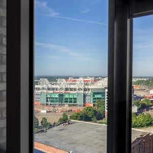 Modern Apartment Central Old Trafford Manchester Exterior photo