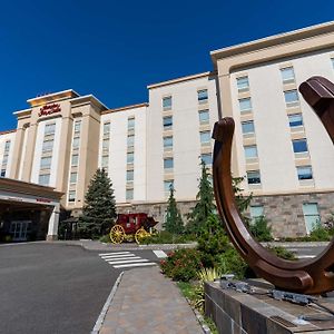 Hampton Inn & Suites Staten Island New York Exterior photo