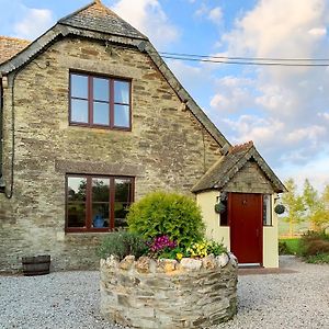 The Headmasters Cottage South Hill Exterior photo