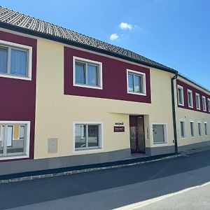 Business Appartment By Tinschert Schwertberg Exterior photo