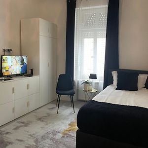 Executive Single Room With En-Suite In Guest House City Centre Luxemburg Exterior photo