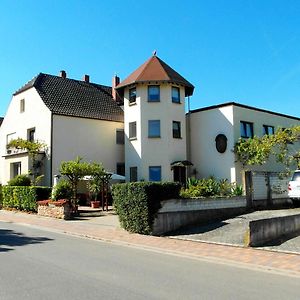 Via Eberle - Vinothek Und Gaestezimmer Hotel Grünstadt Exterior photo