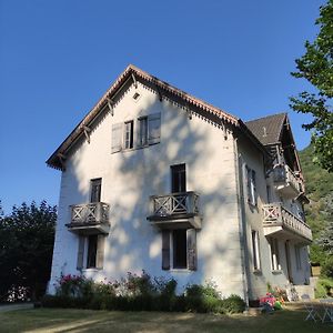 Chambre Platane Hotel Cadéac Exterior photo