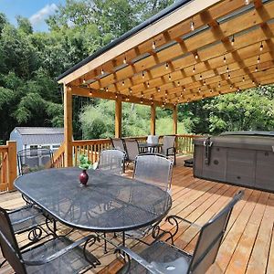 Bungalow Dream W Hot Tub, Fenced Yard & Fire Pit Villa Black Mountain Exterior photo