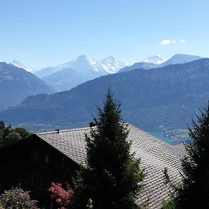 Chalet Hinkelstein In Beatenberg Traumhafte Aussicht Auf Eiger, Moench & Jungfrau Villa Sundlauenen Exterior photo