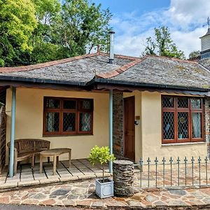 Gardener'S Cottage Martinhoe Exterior photo