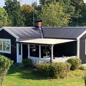 Stunning Home In Oskarshamn With 2 Bedrooms And Wifi Exterior photo