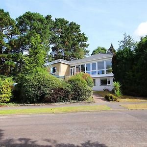 5 Bed House - Pool - Hot Tub - Sauna - Pool Table - Near New Forest - Sleeps 12 Villa Ringwood Exterior photo