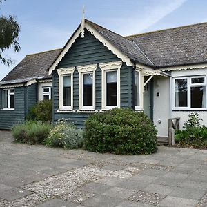 Cockle Cottage Middleton-on-Sea Exterior photo