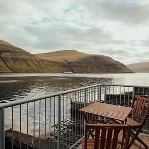 Charming Boathouse With Panoramic Fjord Views Apartment Vestmanna Exterior photo