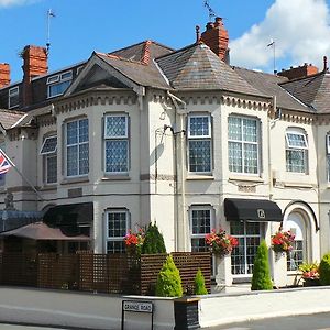 Brookside Hotel & Restaurant ,Suitable For Solo Travelers, Couples, Families, Groups Education Trips & Contractors Welcome Chester Exterior photo