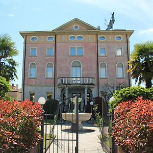 Park Hotel Villa Leon D'Oro Noventa di Piave Exterior photo