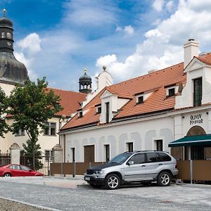 Olivuv Pivovar Hotel Dolni Brezany Exterior photo