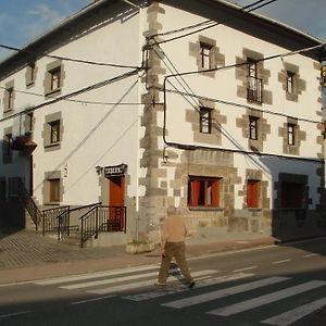 Hostal Betelu Hotel Exterior photo