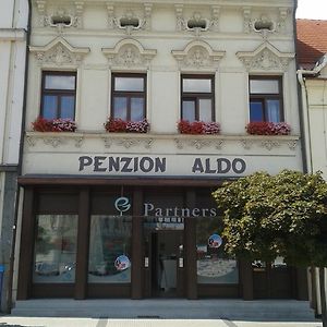 Penzion Aldo Hotel Karviná Exterior photo