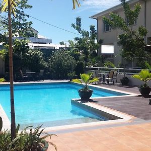 Hibiscus Apartments Honiara Exterior photo