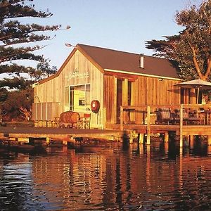 Boathouse - Birks River Retreat Bed & Breakfast Goolwa Exterior photo