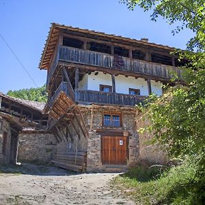 Kruchma Bratyata Guest House Kovaceviţa Exterior photo