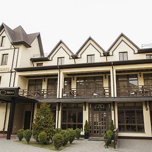 Georg Palace Hotel Cernăuți Exterior photo