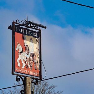 The Waggon And Horses Hotel Great Yeldham Exterior photo